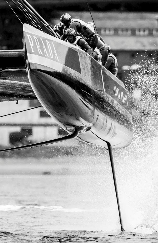 34th America’s Cup<br />
Luna Rossa Challenge 2013 Louis Vuitton Cup<br />
<br />
 ©  Luna Rossa/Studio Borlenghi/Borlenghi-Butto