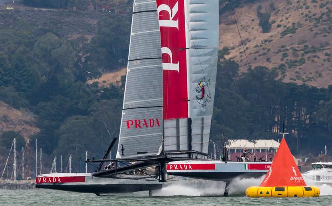 Luna Rossa Challenge 2013 Louis Vuitton Cup © Carlo Borlenghi/Luna Rossa http://www.lunarossachallenge.com