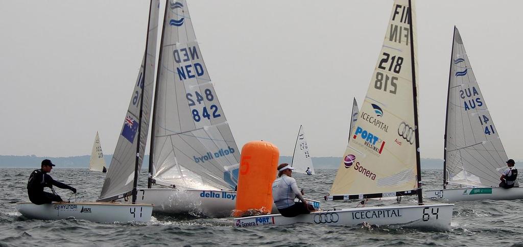 Andrew Murdoch (NZL) about to round a mark on Day 5 of the 2013 European Championships © Robert Deaves/Finn Class http://www.finnclass.org