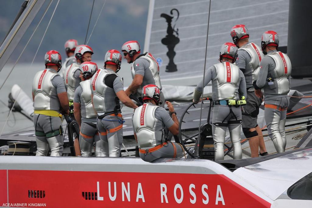 Louis Vuitton Cup - Race Day 10 - Emirates Team New Zealand vs Luna Rossa © ACEA / Photo Abner Kingman http://photo.americascup.com