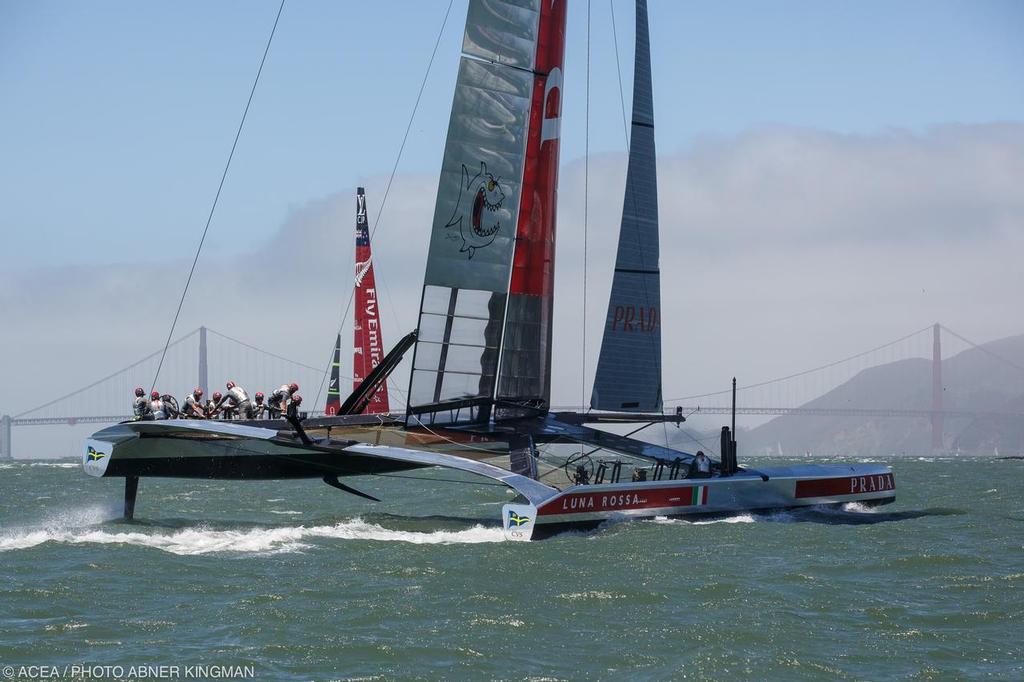 Luna Rossa - Louis Vuitton Cup, Round Robin, Race Day 4, Luna Rossa vs ETNZ © ACEA / Photo Abner Kingman http://photo.americascup.com