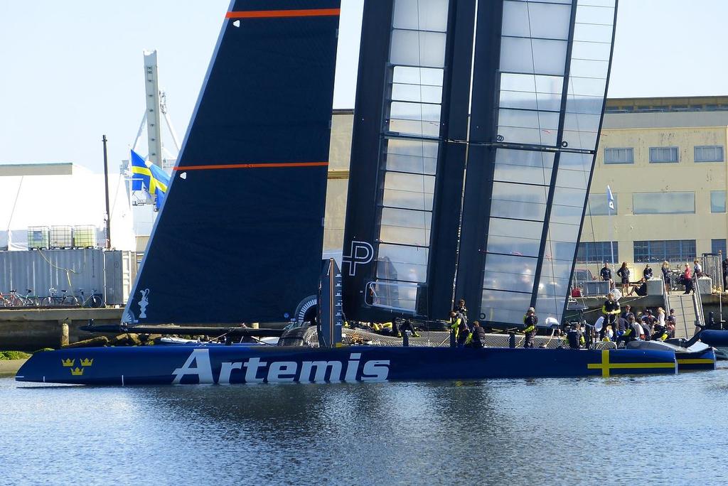 Leaving the dock - Artemis Racing - Blue Boat - First Sail, July 24, 2013 © John Navas 