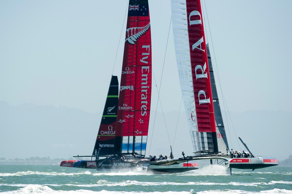 Luna Rossa and Emirates Team NZ - 2013 Louis Vuitton Cup, Round Robin 2, Race 1 © Chris Cameron/ETNZ http://www.chriscameron.co.nz