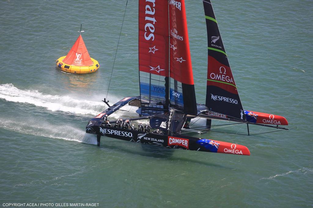 Emirates eam NZ -   Louis Vuitton Cup, Round Robin, Race Day 4, Luna Rossa vs ETNZ © ACEA - Photo Gilles Martin-Raget http://photo.americascup.com/