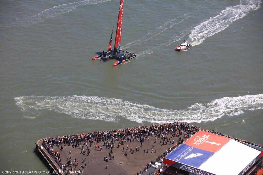 Fans - Louis Vuitton Cup, Round Robin, Race Day 4, Luna Rossa vs ETNZ photo copyright ACEA - Photo Gilles Martin-Raget http://photo.americascup.com/ taken at  and featuring the  class