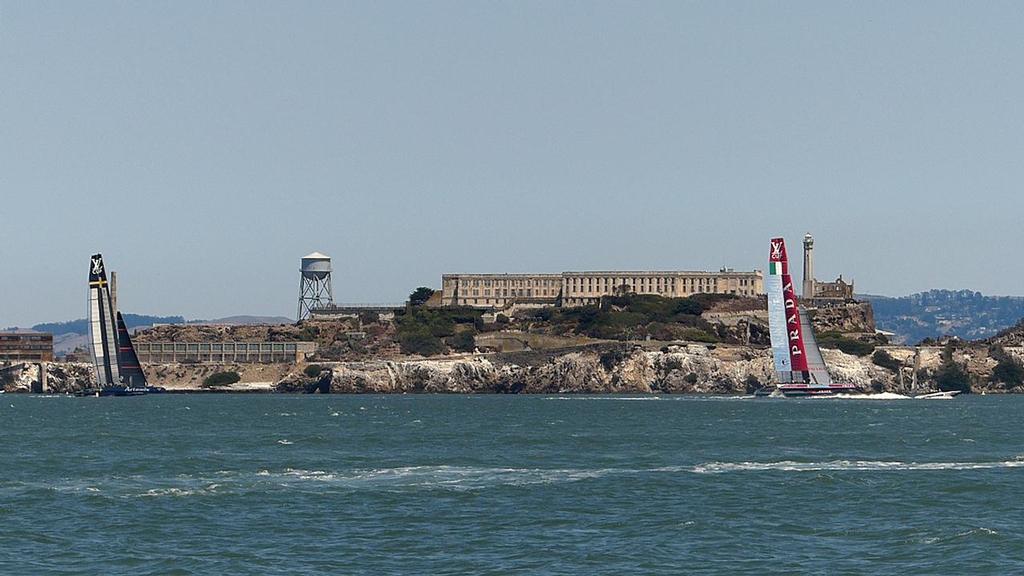 Race 4 Semi-Final, Louis Vuitton Cup © John Navas 