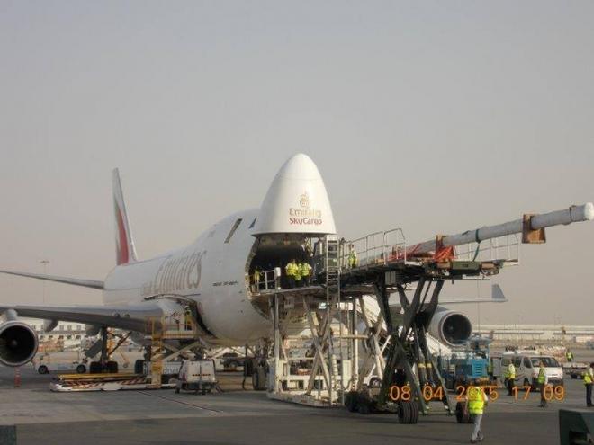 Dongfeng mast en route to Itajai - Volvo Ocean Race 2015 © Volvo Ocean Race http://www.volvooceanrace.com