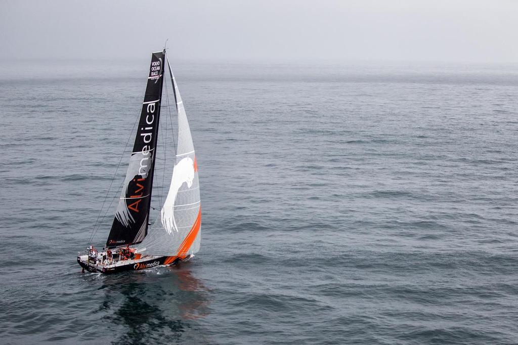 April 05, 2015. Team Alvimedica approaching Itaja’ (BRA) ©  Ainhoa Sanchez/Volvo Ocean Race