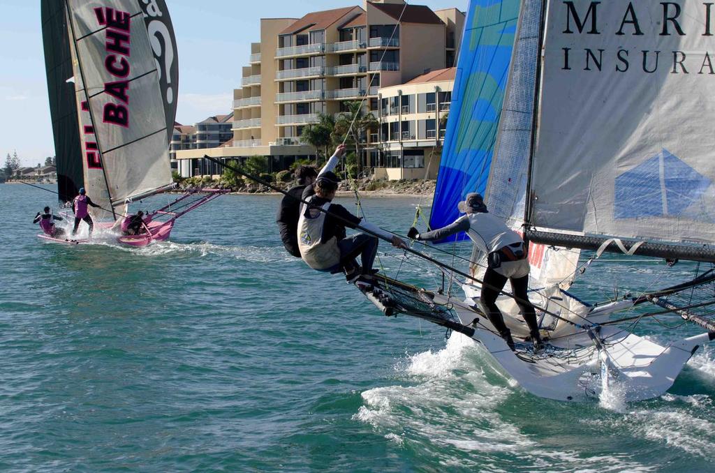 The Lakes Resort Hotel Skiff Sprint Series © Brian Outram