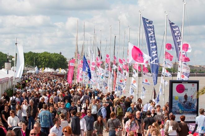 Ambiance sur le village - Bordeaux le 25/05/2015 - Solitaire du Figaro Eric Bompard cachemire 2015 © Alexis Courcoux