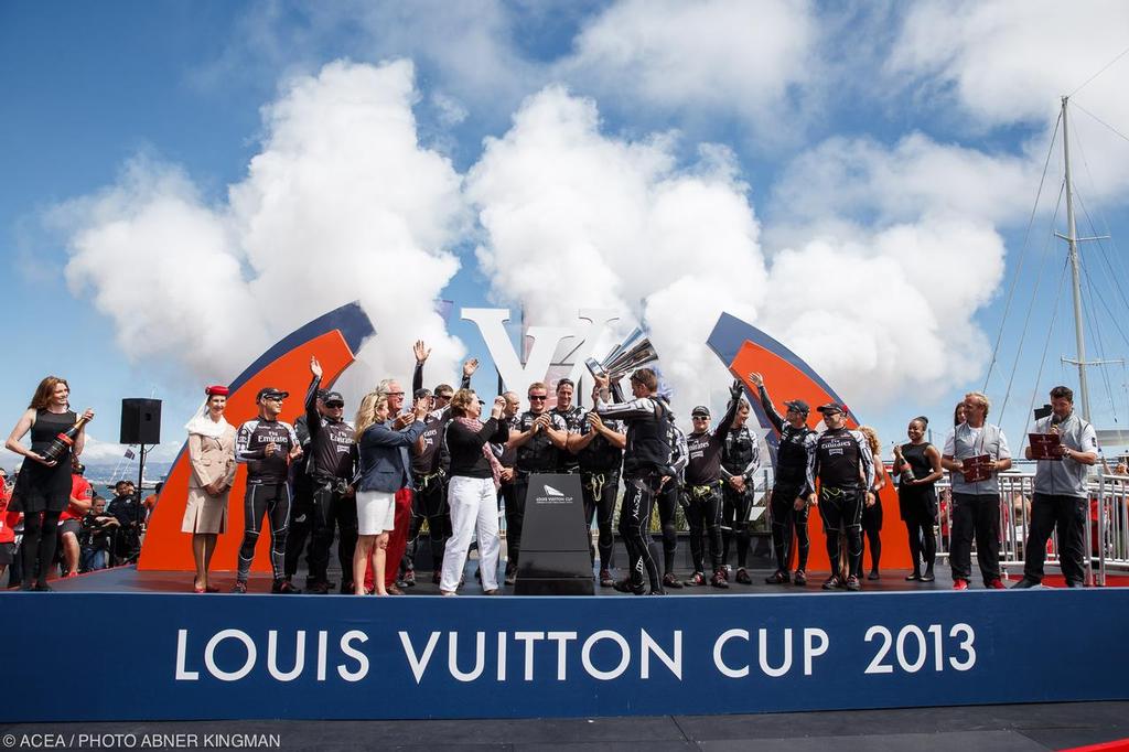 THE LOUIS VUITTON CUP BEGINS - News