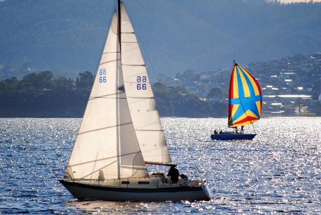 87-year-old Hobart yachtsman Tom Kirkland sailing Ragtime to her third win on the Derwent so far in winter racing - 2015 Derwent Sailing Squadron Winter Race ©  Peter Campbell