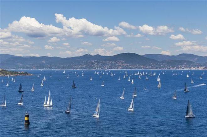 Start of the offshore race - 2015 Giraglia Rolex Cup ©  Rolex / Carlo Borlenghi http://www.carloborlenghi.net