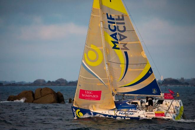 Charlie Dalin (Skipper Macif 2015) lors de la 3eme etape - 2015 Solitaire du Figaro – Eric Bompard Cachemire © Alexis Courcoux