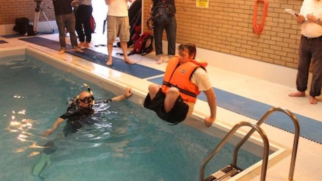 lifejackets test © RYA