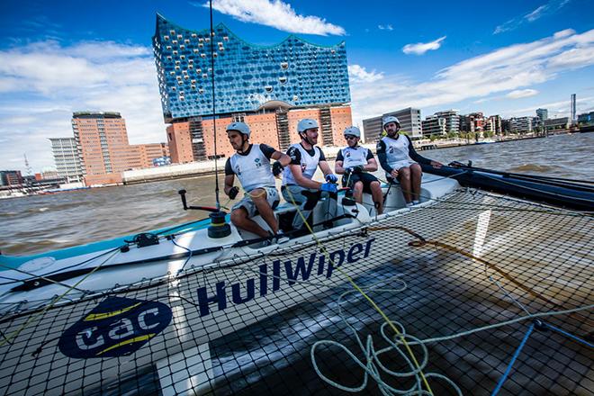 2015 Extreme Sailing Series in Hamburg &copy; Jesús Renedo Photography