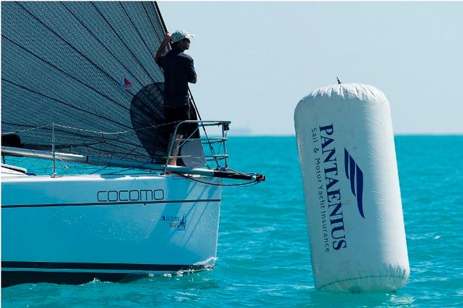 Botany Access Cocomo points at the mark - 2015 Airlie Beach Race Week © JMA / RAMMB / CIRA