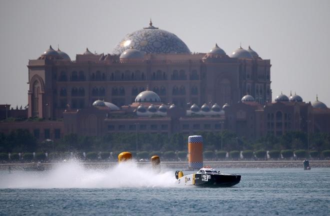 XDubai - UIM XCAT World Series © Karien Jonckheere