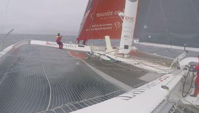 IDEC Sport - 2015 Jules Verne Trophy © Paul Bessereau