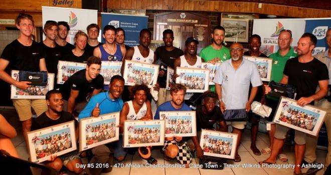 Teams are presented with a memento of the 470 African Championships © Trevor Wilkins
