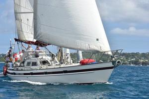 Overseas Express at the start photo copyright WCC / Lucia Ivanissevich taken at  and featuring the  class