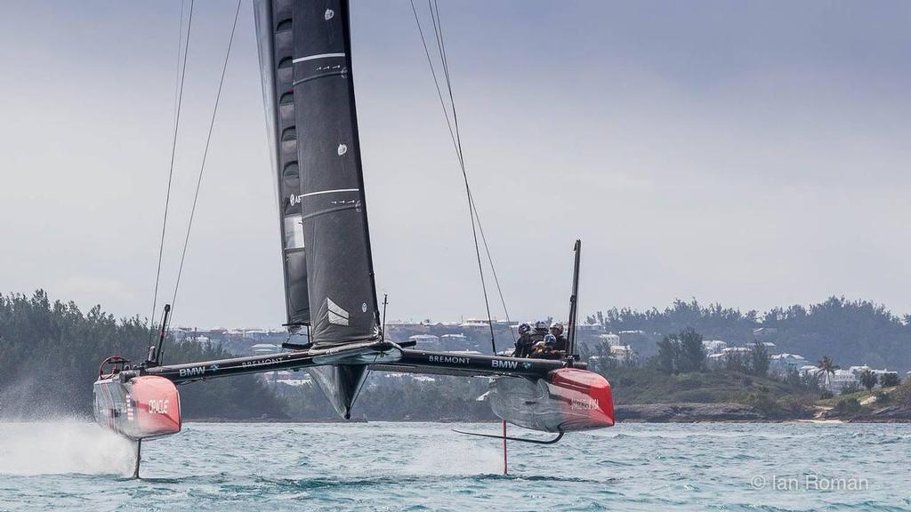  - Oracle Team USA - Bermuda, March 2016 © Ian Roman http://www.ianroman.com