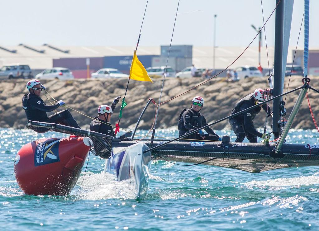 Touching a mark is not an offence. WMRT Fremantle 2016. © Guy Nowell http://www.guynowell.com