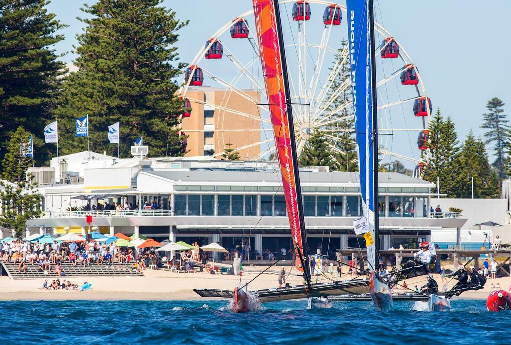 Williams leads Wallen away from Bather's Beach on the last beat of the series. WMRT Fremantle 2016. © Guy Nowell http://www.guynowell.com