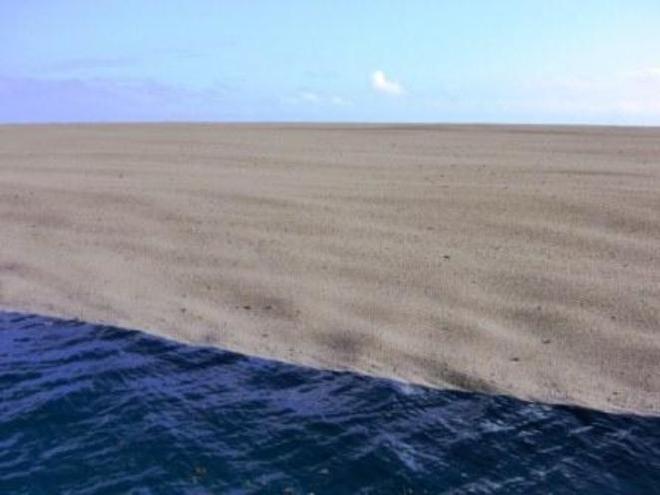 It looks like a beach in the middle of the ocean! © www.afloat.ie