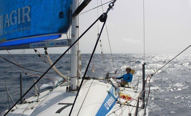 Adrien Hardy and Vincent Biarnes (AGIR Recouvrement) lead mid-fleet © Artemis Offshore Academy
