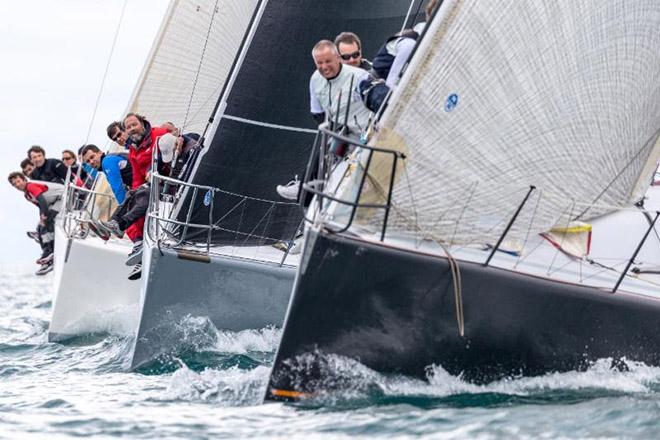 Some of the local Italian teams practicing in the lead-up to the event. © Zerogradinord