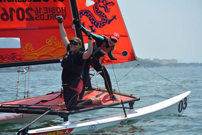Fleet in action - 2016 Hobie® 16 World Championship ©  Hobie Cat http://www.hobiecat.com/