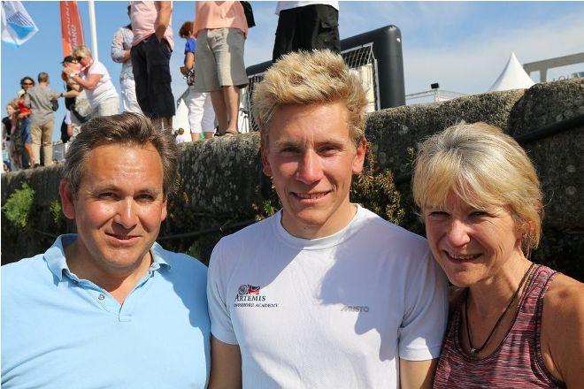 Rookie winner Will Harris with his proud parents Tom and Karen. &copy; Artemis Offshore Academy
