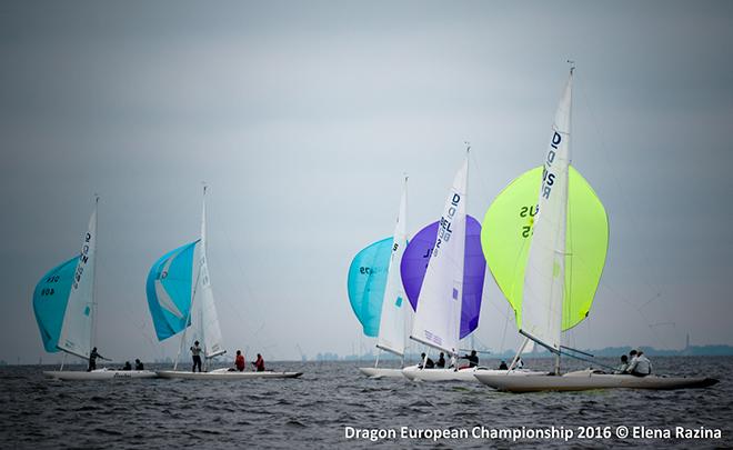 Fleet in action - 2016 Gazprom Dragon European Championship © Elena Razina