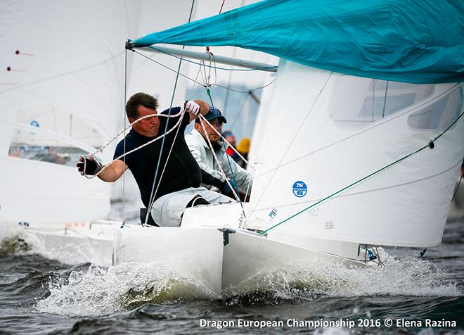 Fleet in action - 2016 Gazprom Dragon European Championship © Elena Razina