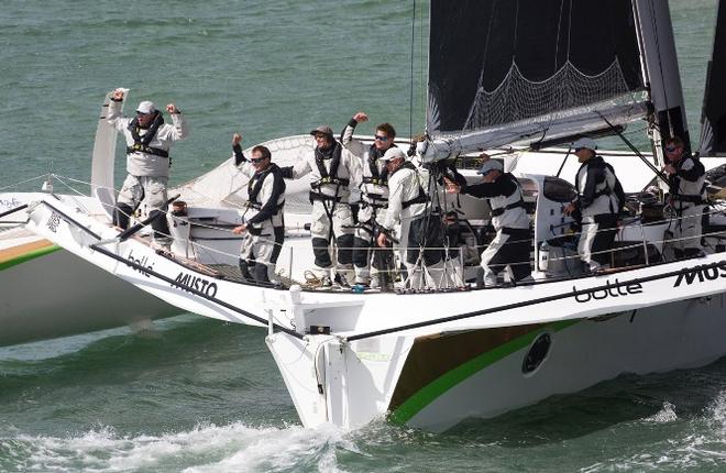 Fleet in action - 2016 J.P. Morgan Asset Management Round the Island Race © Rachel Fallon-Langdon / Team Phaedo