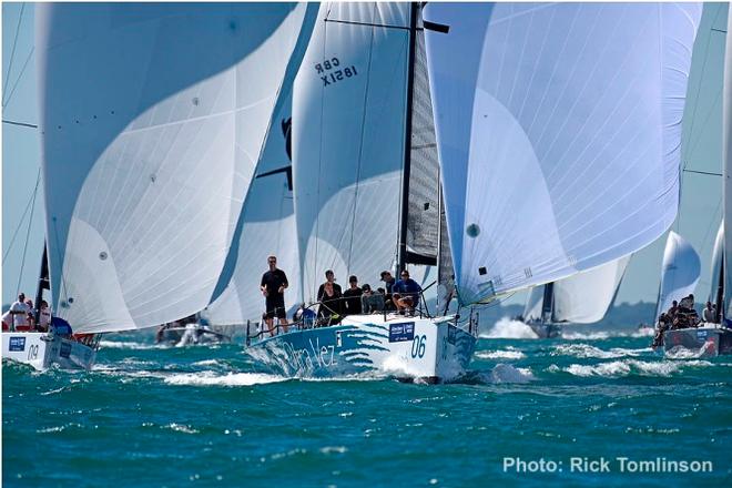 Day 6 - AAM Cowes Week – FAST40+ Race Circuit – 11 August, 2016 ©  Rick Tomlinson http://www.rick-tomlinson.com