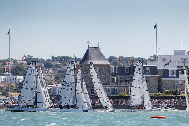 RIFF RAFF, RS Elite - 2016 Aberdeen Asset Management Cowes Week ©  Paul Wyeth / CWL