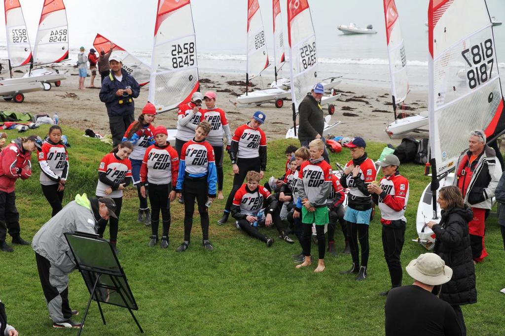 How lucky were we??!!  Briefing with America's Cup PRO Harold Bennett - 2016 NZ Winter O'pen Cup © Meagan McDonald