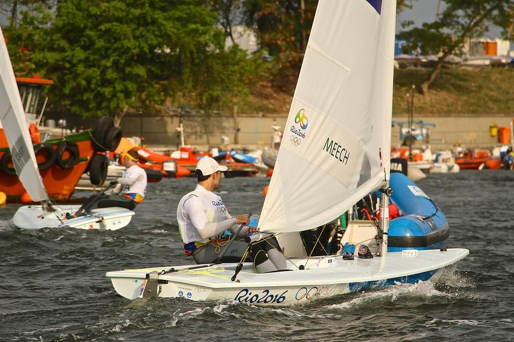 Sam Meech comes home in the fading light - Rio Olympics - Day 1, August 8, 2016 photo copyright Richard Gladwell www.photosport.co.nz taken at  and featuring the  class