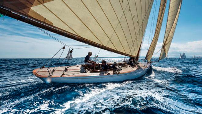 Folly - GYC Centenary Trophy ©  Juerg Kaufmann / GYC