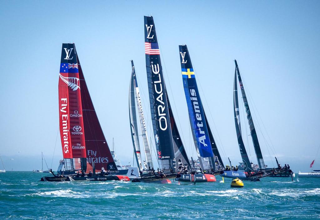 Start Louis Vuitton America’s Cup World Series Portsmouth 2016 © Emirates Team New Zealand http://www.etnzblog.com