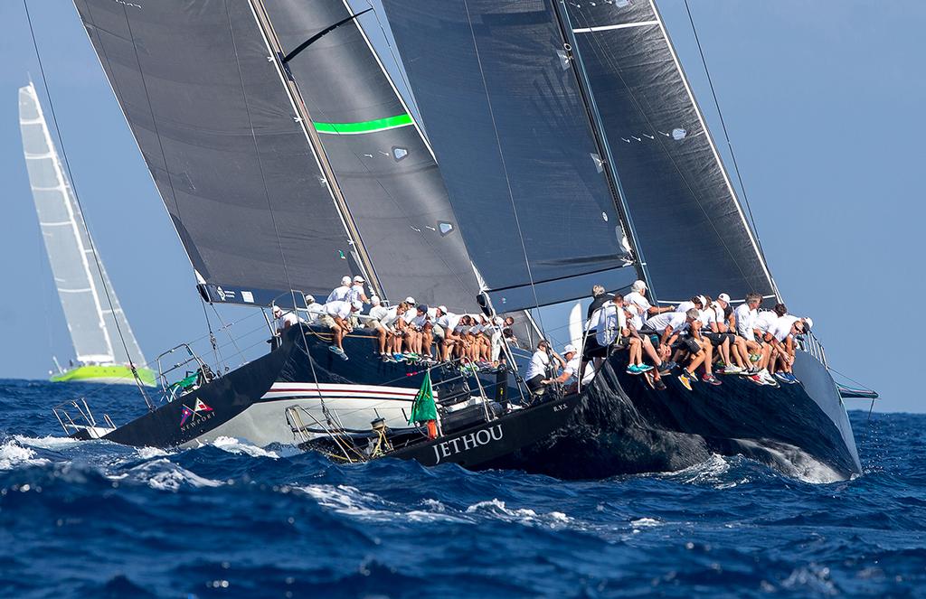 Maxi 72s Jethou and Bella Mente battle it out from the start line © Crosbie Lorimer http://www.crosbielorimer.com