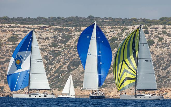 Fleet in action - 2016 Oyster Palma Regatta - Day 3 © Martinez Studio