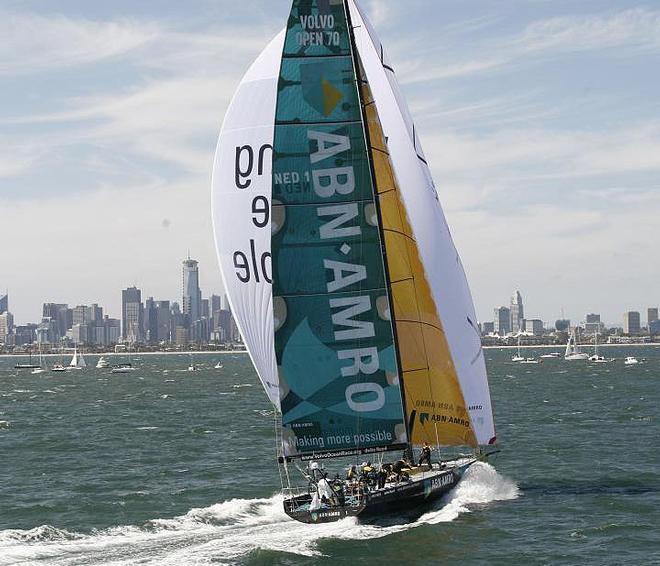 ABN Amro during the in port race of the 2006 Melbourne Stopover © TEAM ABN AMRO/Jon Nash