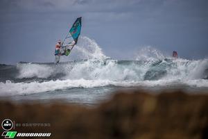 Day 3 – Siver making quick work out of round one - NoveNove Maui Aloha Classic photo copyright  Si Crowther / IWT taken at  and featuring the  class
