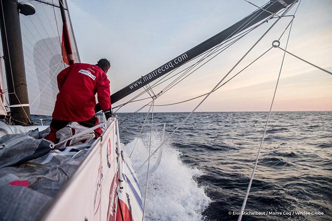 Onboard image bank while training for the Vendee Globe of IMOCA Maitre COQ, skipper Jeremie Beyou (FRA), off Belle-Ile, on September 23rd, 2016  © Eloi Stichelbaut / Maitre Coq / Vendée Globe