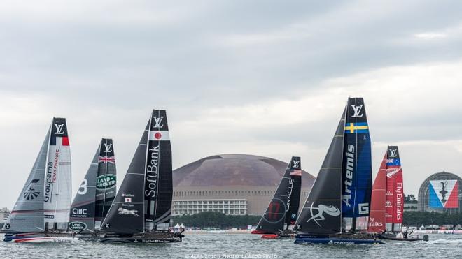 Artemis Racing: Challenger 34th America's Cup - Graphis