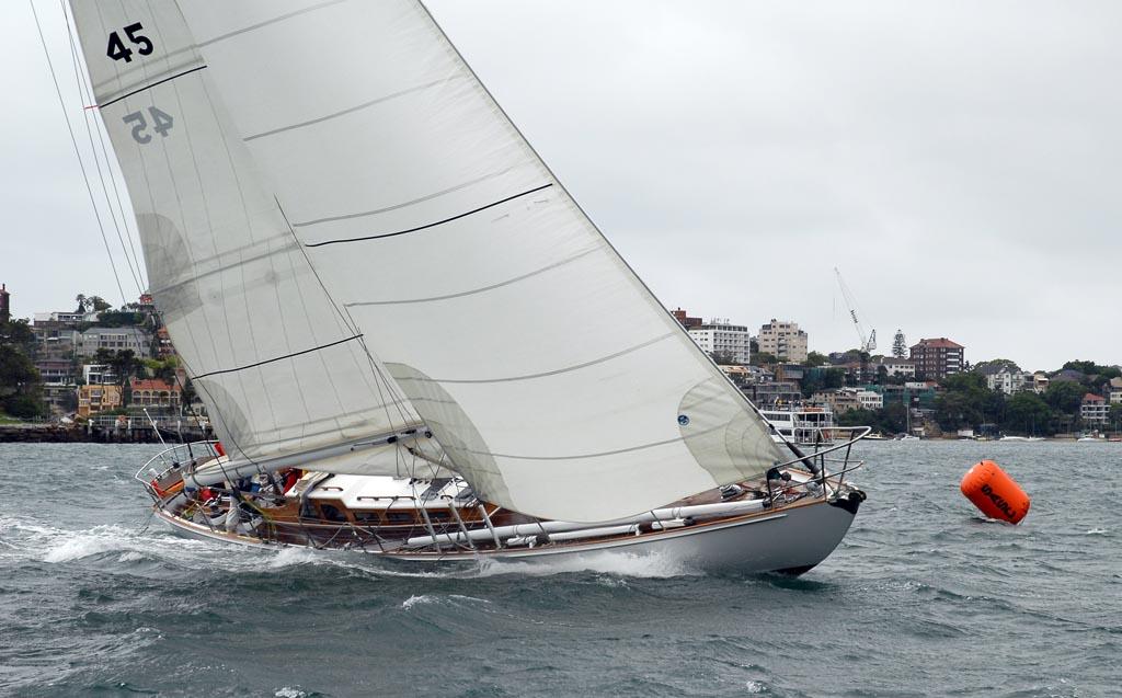 Fidelis racing on SydneyHarbour ©  SW