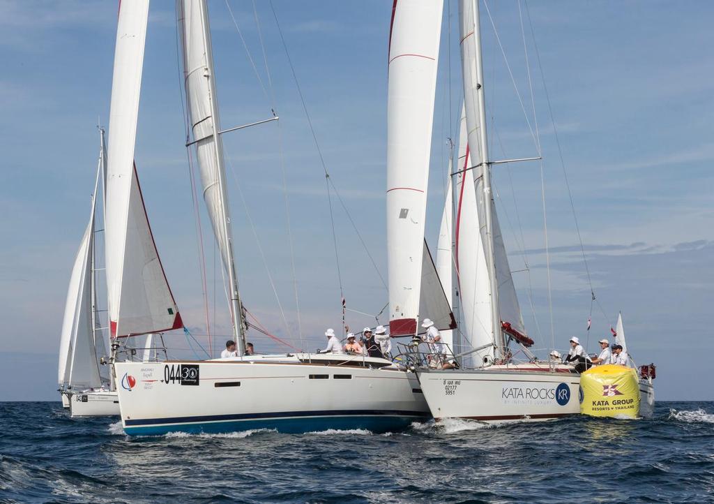 A bit of barging at the start? Phuket King's Cup 2016. © Guy Nowell / Phuket King's Cup